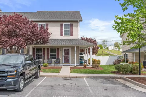 1066 Cherrybrook Dr, Harrisonburg, VA 22802