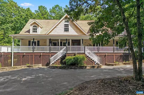 2260 Secretarys Rd, Scottsville, VA 24590
