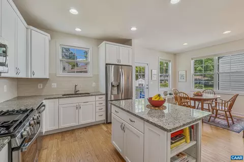 328 Huntley Ave, Charlottesville, VA 22902 photo 17