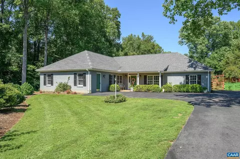 2701 Huntington Rd, Charlottesville, VA 22901
