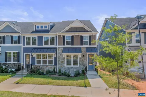 777 Park Ridge Dr, Crozet, VA 22932