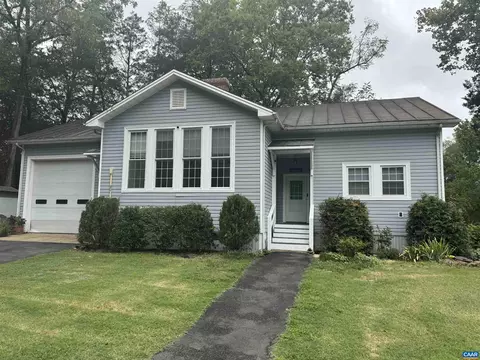 15684 W River Rd, Bremo Bluff, VA 23022