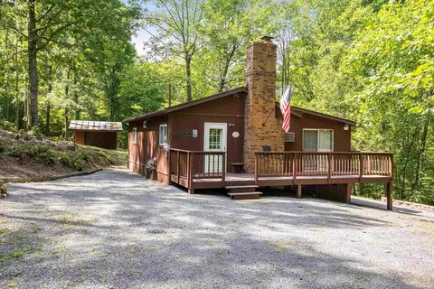 699 Blackberry Ln, New Market, VA 22844
