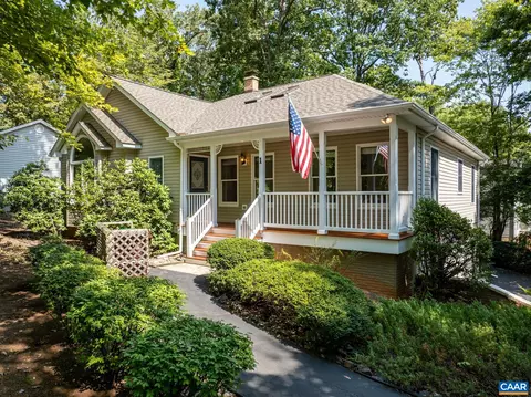 1 Woodridge Rd, Palmyra, VA 22963