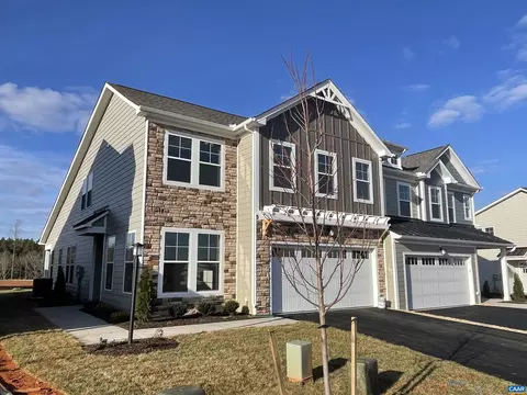 455 Bayberry Ln, Zion Crossroads, VA 22942