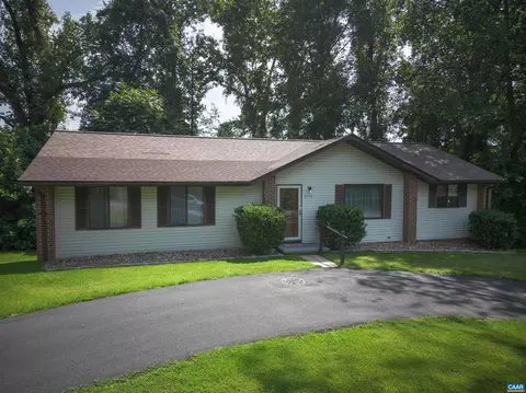 2116 Dominion Dr, Charlottesville, VA 22901