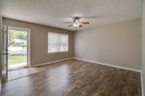 4 Canton Ln, Stuarts Draft, VA 24477 photo 12
