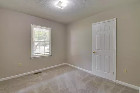4 Canton Ln, Stuarts Draft, VA 24477 photo 14