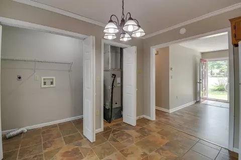 4 Canton Ln, Stuarts Draft, VA 24477 photo 9