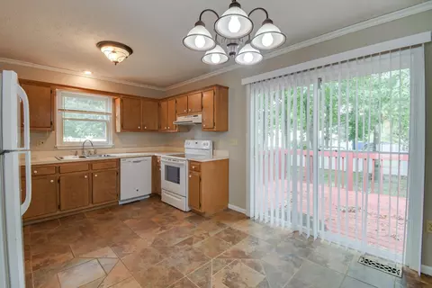 4 Canton Ln, Stuarts Draft, VA 24477 photo 6