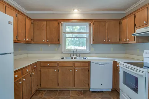 4 Canton Ln, Stuarts Draft, VA 24477 photo 8