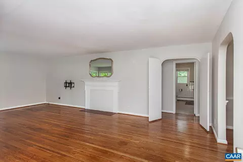 1075 Lyndhurst Rd, Waynesboro, VA 22980 photo 13