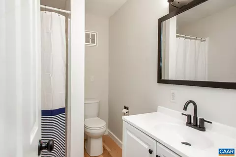 1075 Lyndhurst Rd, Waynesboro, VA 22980 photo 16