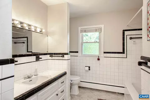 1075 Lyndhurst Rd, Waynesboro, VA 22980 photo 18