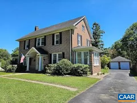 514 Powell St, Crewe, VA 23930