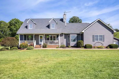 1076 Patterson Mill Rd, Grottoes, VA 24441