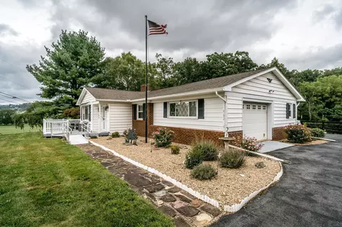 4192 Singers Glen Rd, Harrisonburg, VA 22802