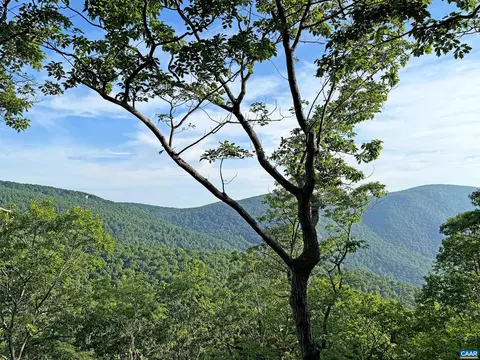 107 Pedlars Pt, Wintergreen Resort, VA 22967