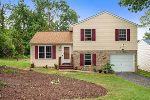 1501 D St, Waynesboro, VA 22980