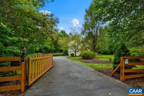 292 Keswick Glen Dr, Keswick, VA 22947