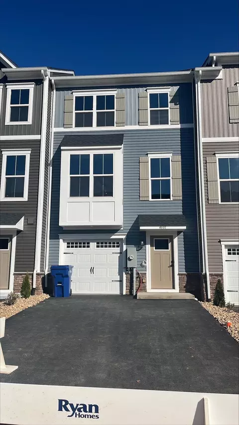 4601 Drysdale St, Harrisonburg, VA 22801