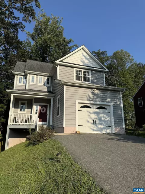 6381 Flintstone Dr, Barboursville, VA 22923
