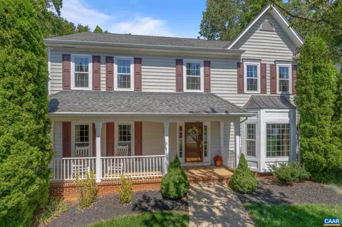 1634 Pepperidge Ln, Charlottesville, VA 22911