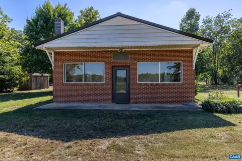 5516 Ridge Rd, Arvonia, VA 23004