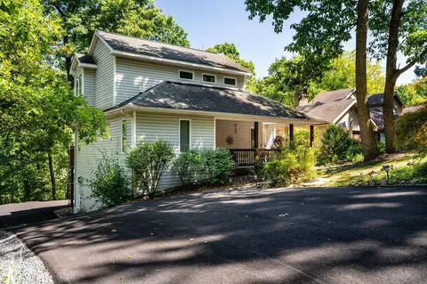 740 Flower Dr, Mcgaheysville, VA 22840