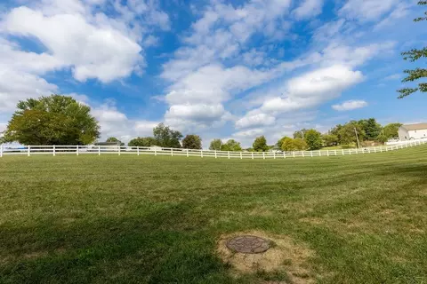 846 New Hope Rd, Staunton, VA 24401