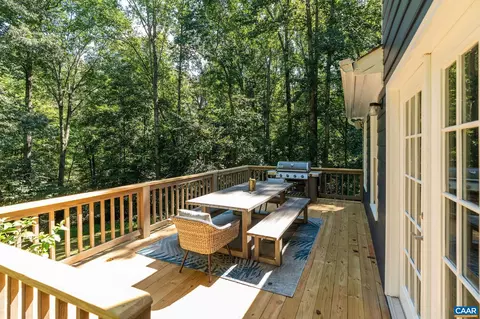 326 Squirrel Path, Charlottesville, VA 22901 photo 9