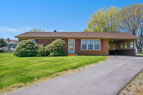 2753 Ridgedale Rd, Harrisonburg, VA 22801