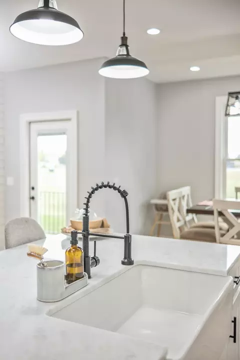 303 Bartley St, Dayton, VA 22821 photo 8