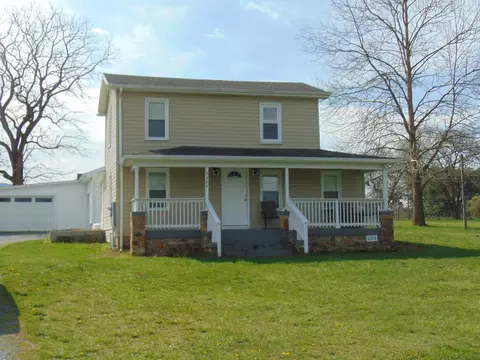 9364 Old County Rd, Grottoes, VA 24441