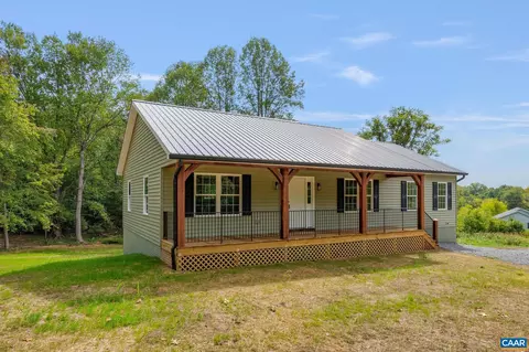 344 George James Loop, Radiant, VA 22732 photo 3