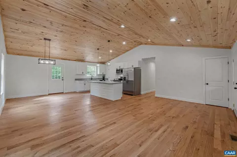 344 George James Loop, Radiant, VA 22732 photo 23
