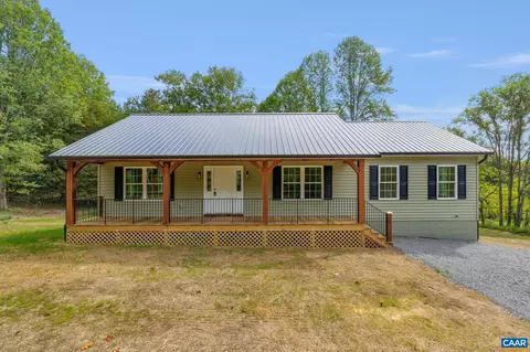 344 George James Loop, Radiant, VA 22732