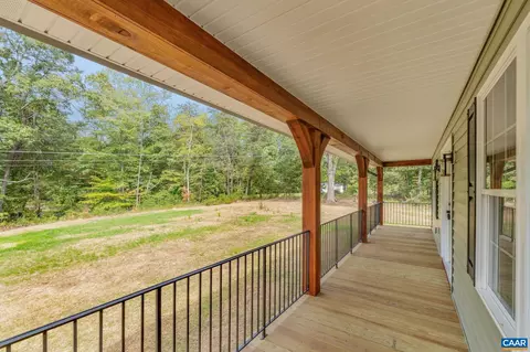 344 George James Loop, Radiant, VA 22732 photo 9
