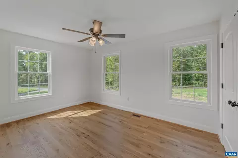 344 George James Loop, Radiant, VA 22732 photo 34