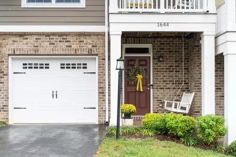 1644 Delphi Dr, Charlottesville, VA 22911 photo 6