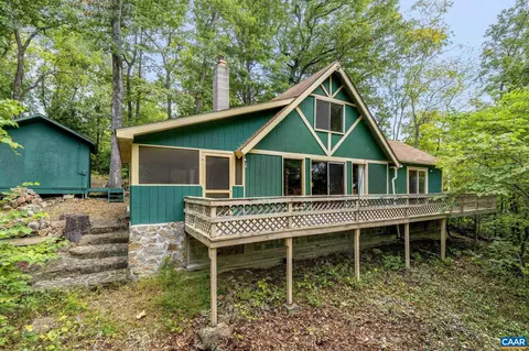 773 Barrow Ln, Stanardsville, VA 22973