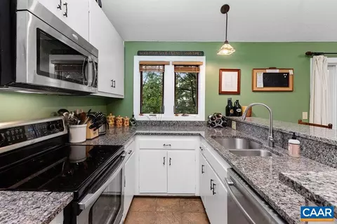 433 Three Ridges Condos, Roseland, VA 22967 photo 5