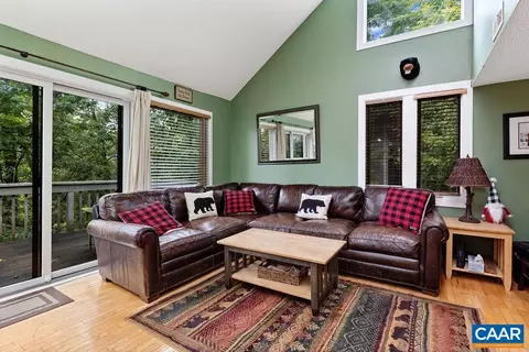 433 Three Ridges Condos, Roseland, VA 22967