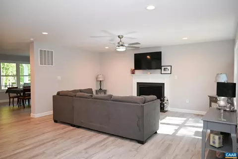 9 Sassafras Rd, Palmyra, VA 22963 photo 7