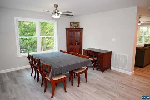 9 Sassafras Rd, Palmyra, VA 22963 photo 3