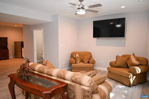 9 Sassafras Rd, Palmyra, VA 22963 photo 32
