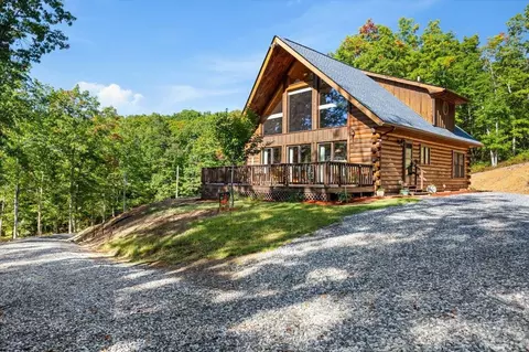662 N High Valley Dr N, Monterey, VA 24465