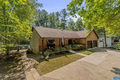 9 Barkley Ln, Palmyra, VA 22963 photo 3