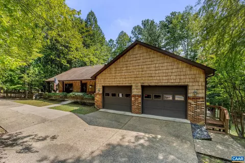 9 Barkley Ln, Palmyra, VA 22963 photo 2