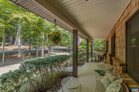 9 Barkley Ln, Palmyra, VA 22963 photo 4
